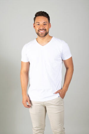 Camiseta Básica Cuello en V en Tela de Algodón